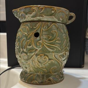Green Cyprus Full size Scentsy Ceramic Electric Wax Warmer